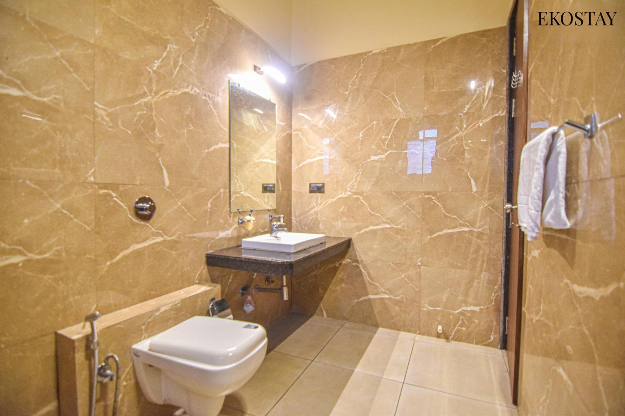 Eko Stay - Octagon Farms Villa Lonavala Bagian luar foto