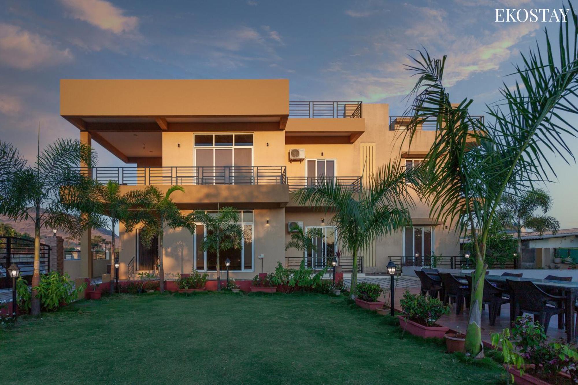 Eko Stay - Octagon Farms Villa Lonavala Bagian luar foto