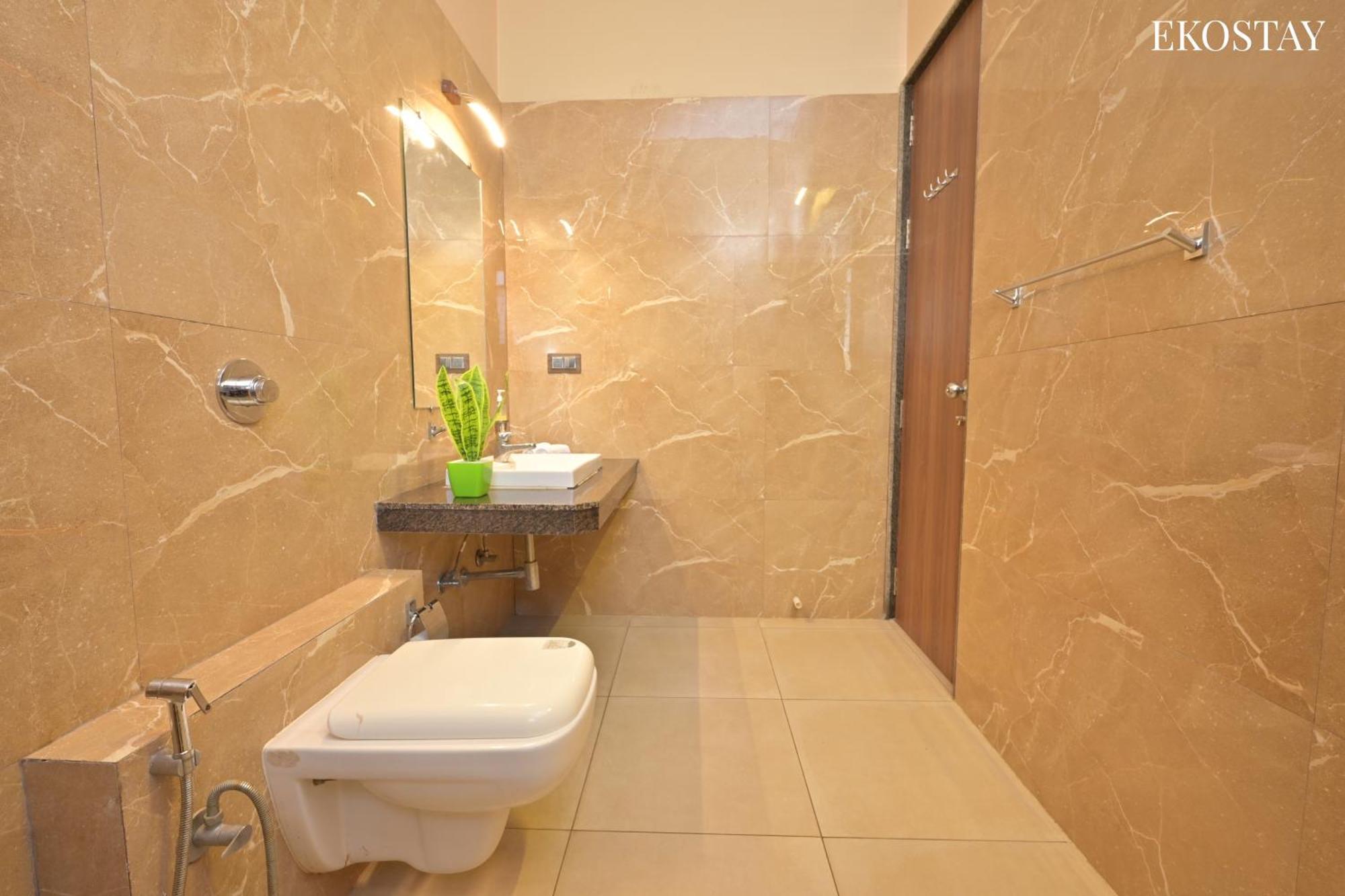 Eko Stay - Octagon Farms Villa Lonavala Bagian luar foto