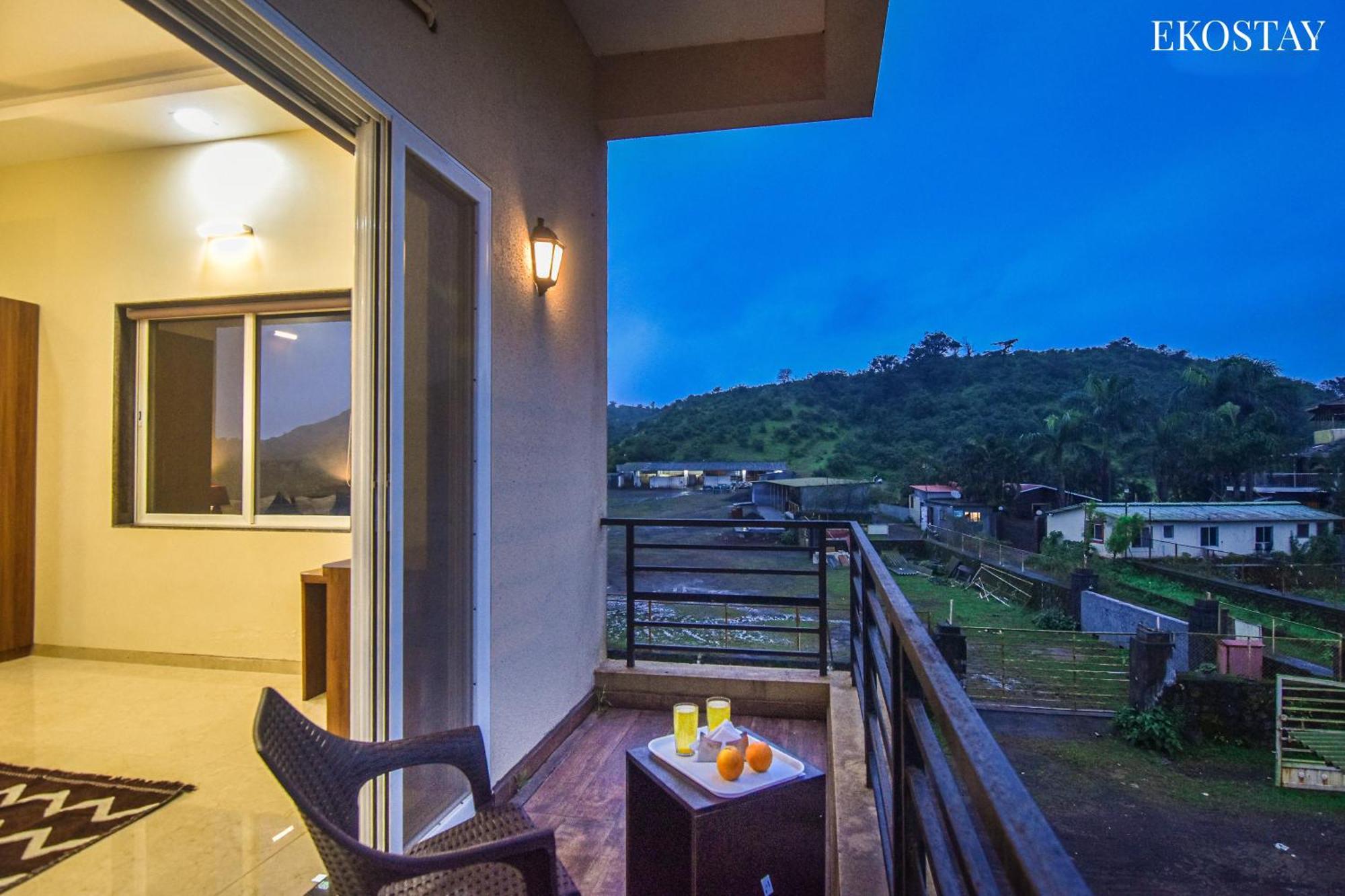 Eko Stay - Octagon Farms Villa Lonavala Bagian luar foto